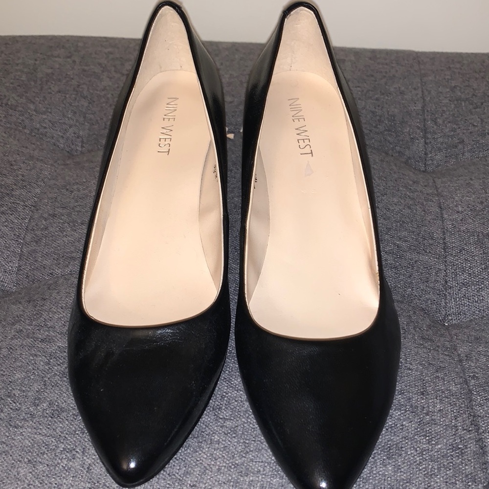 Nine West - Black wedges